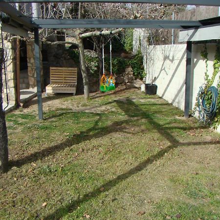 Chalet Con Piscina Y Bbq Para 10 Personas San Martin de Valdeiglesias Exterior photo